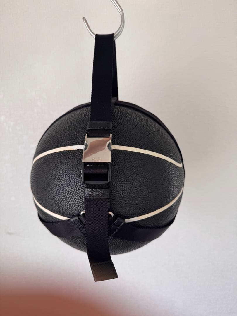 PRADA（プラダ）バスケットボール