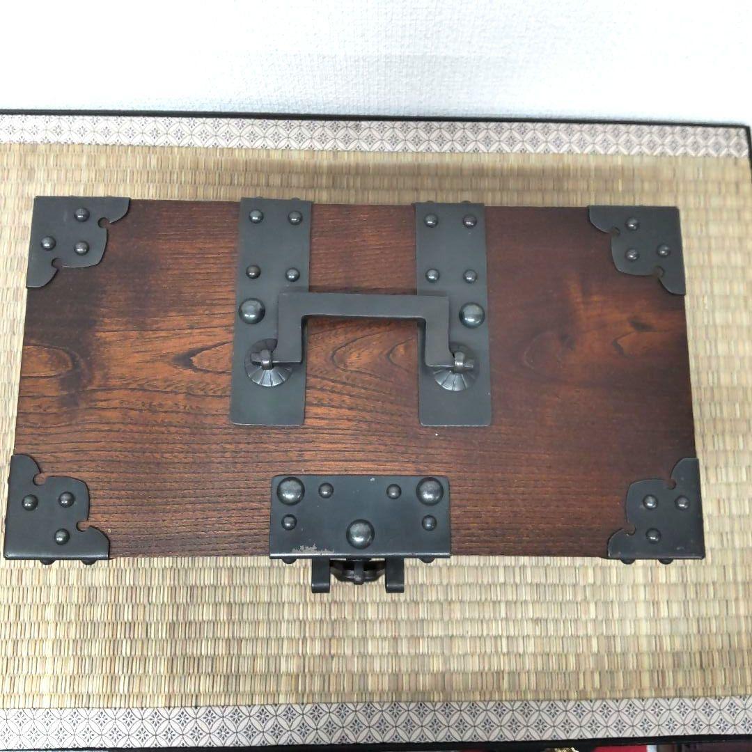 欅の千両箱 ☆銭箱☆ 金庫 　鍵付き 　鉄金具 小物入れ 　ビィンテージ