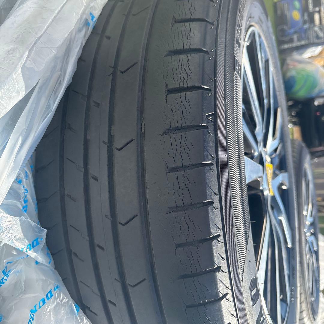 エスティマハイブリット　純正17インチホイール