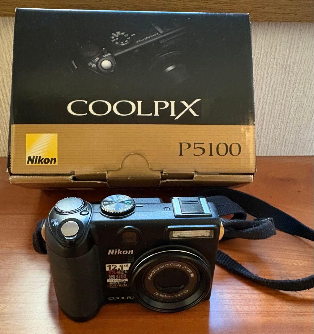 【中古】希少　Nikon COOLPIX P5100 デジタルカメラセット
