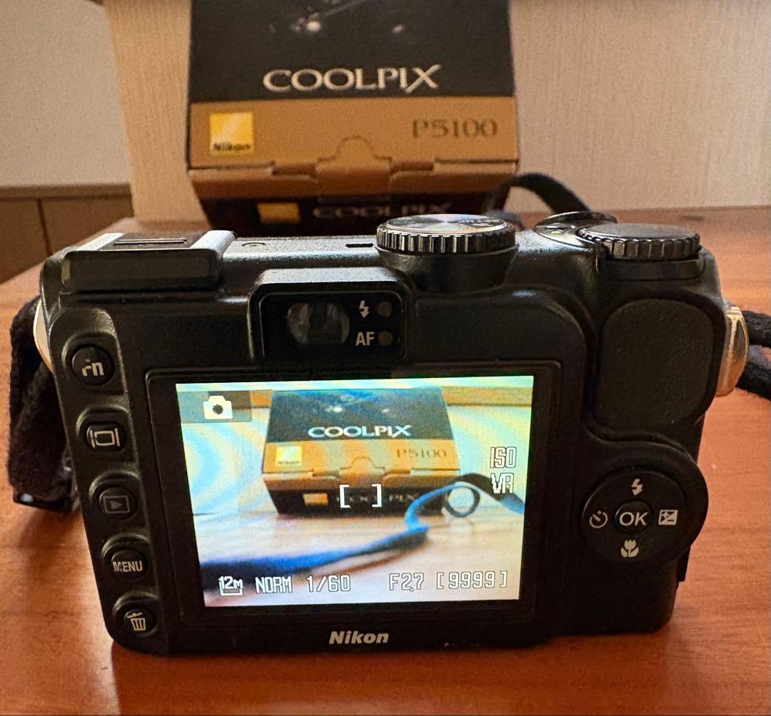 【中古】希少　Nikon COOLPIX P5100 デジタルカメラセット