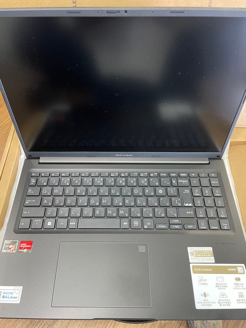 ASUS Vivobook ノートPC M1605YA 16インチ