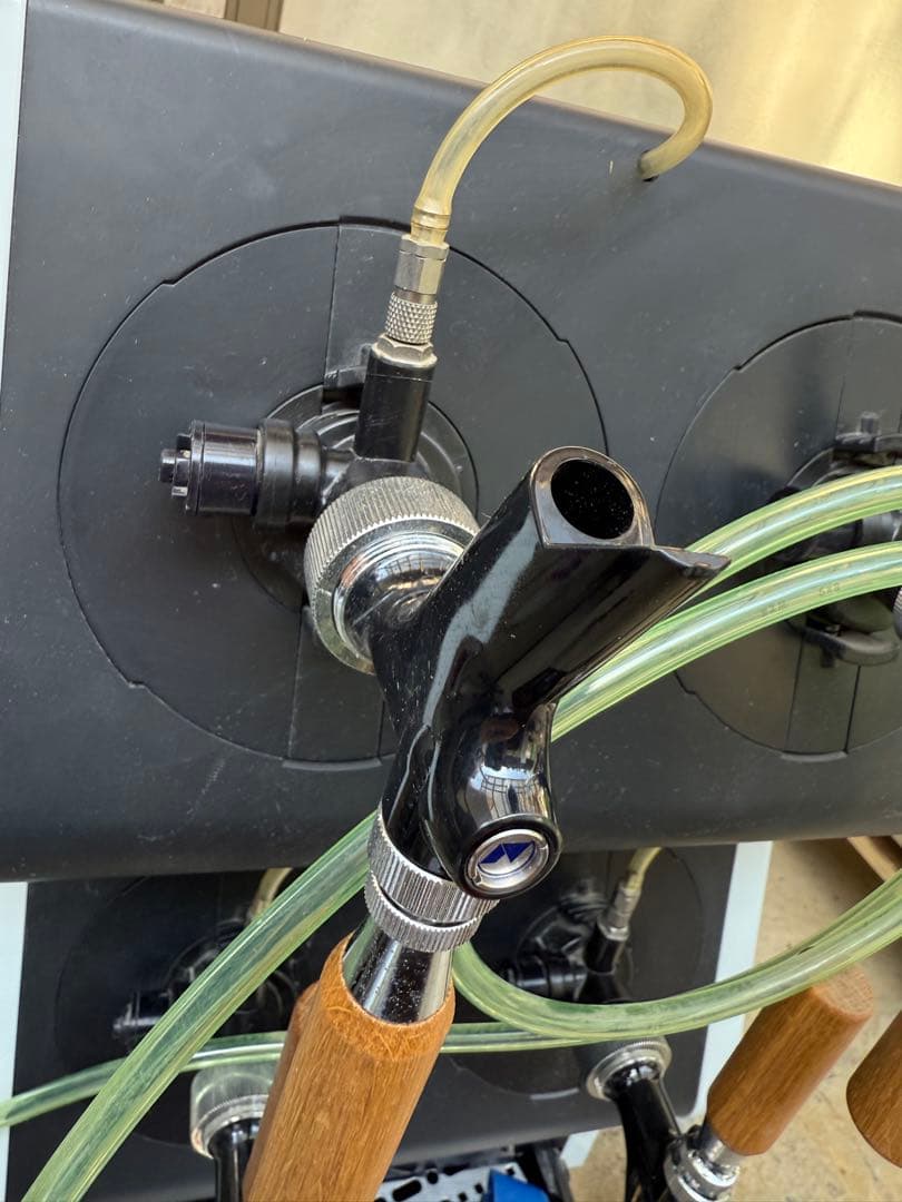 TM04-N01 カートリッジ式　マルシェディスペンサー　ビールサーバー