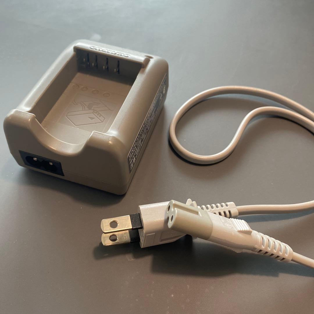 OLYMPUS M.ZUIKO 17mm f/2.8 【レンズ美品/本体難あり】