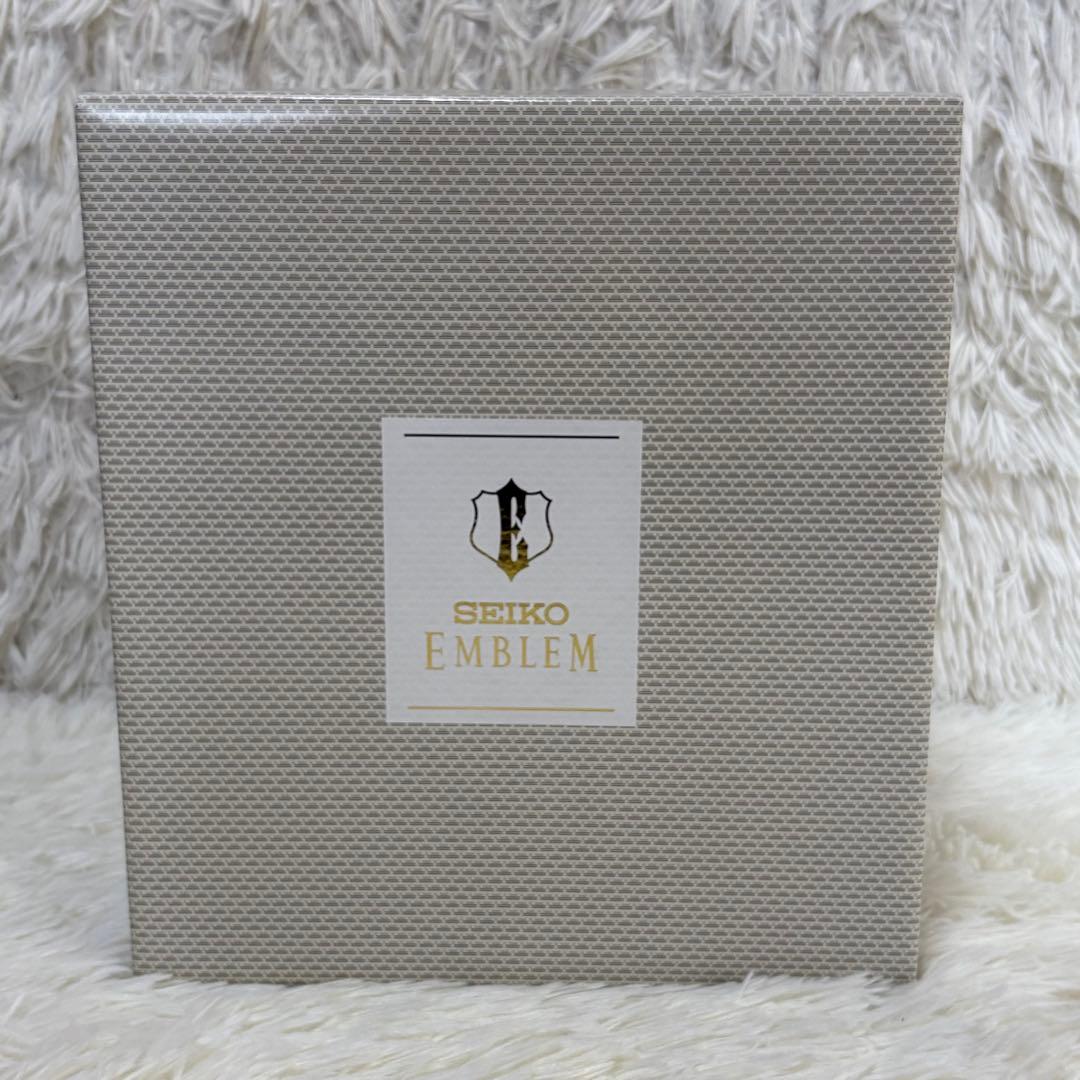 ✨未使用品✨ SEIKO エンブレム 電波置き時計 HW582B 2025.1