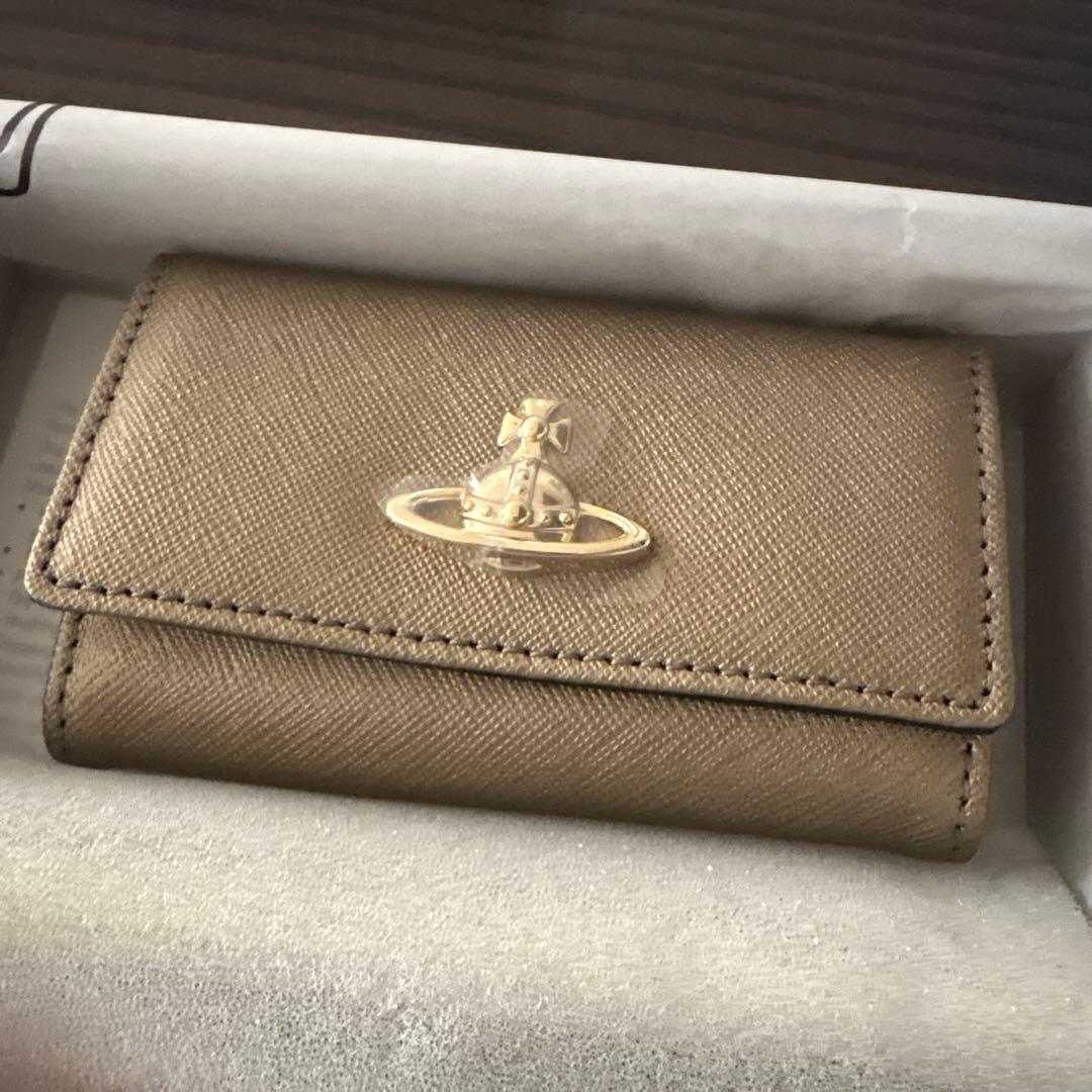 新品　Vivienne Westwood キーケース　メタリックグレー
