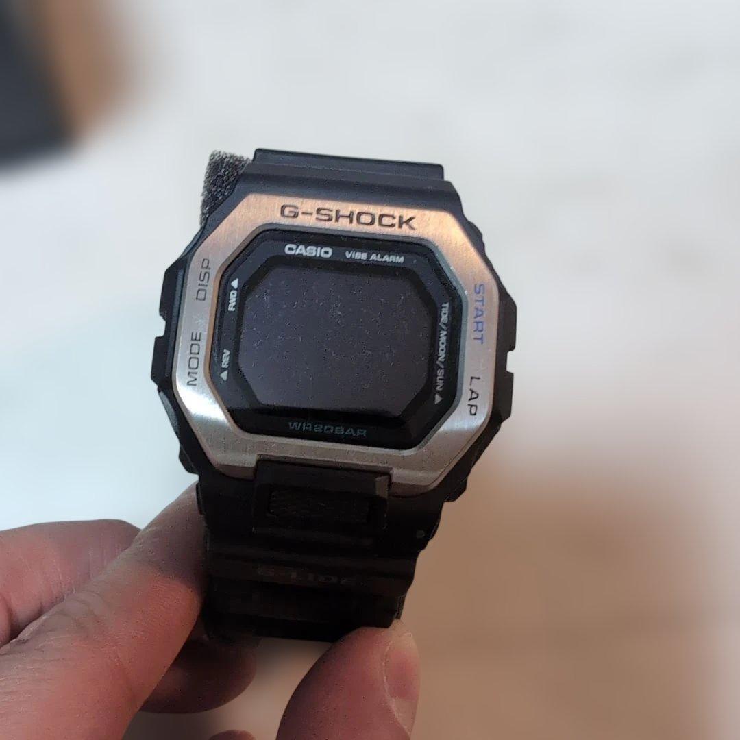 電池切れ　G-SHOCK G-LIDE GBX-100 腕時計