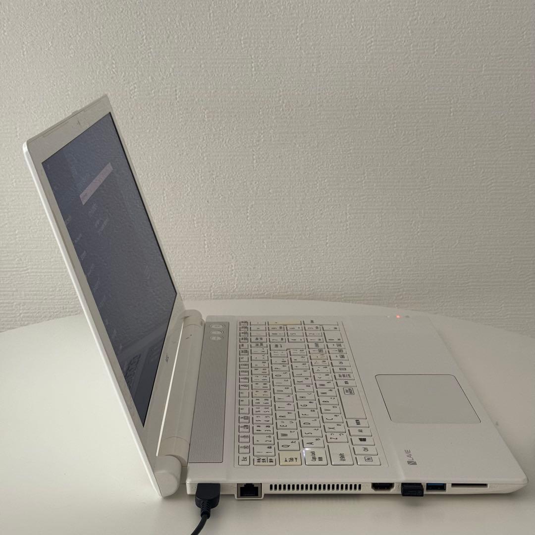 NEC LAVIE NS300/H i3 4GB 1TB 15.6型 初期化済