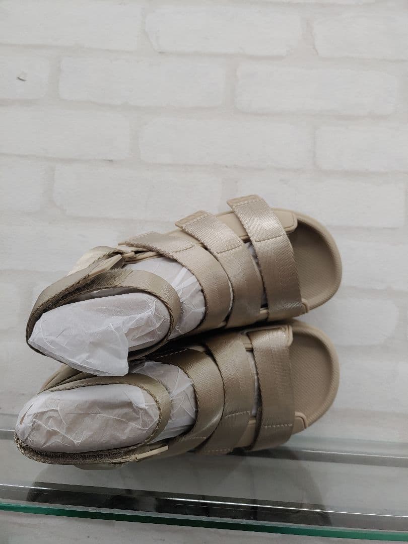 新品　UGG GOLDENRISE 22.0cm サンダル　レディース　厚底