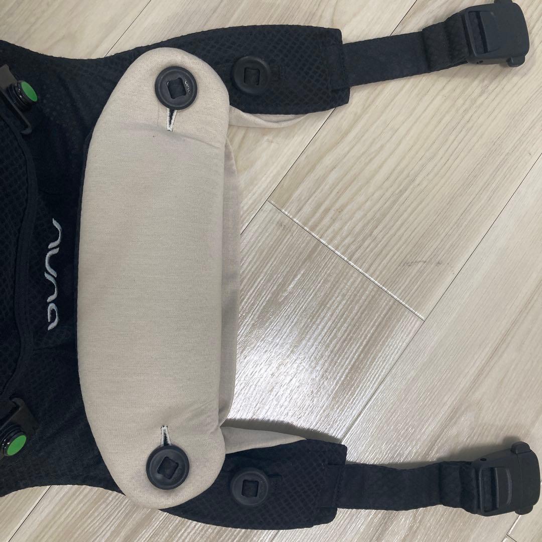 【美品】NUNA CUDL clik抱っこ紐 caviar