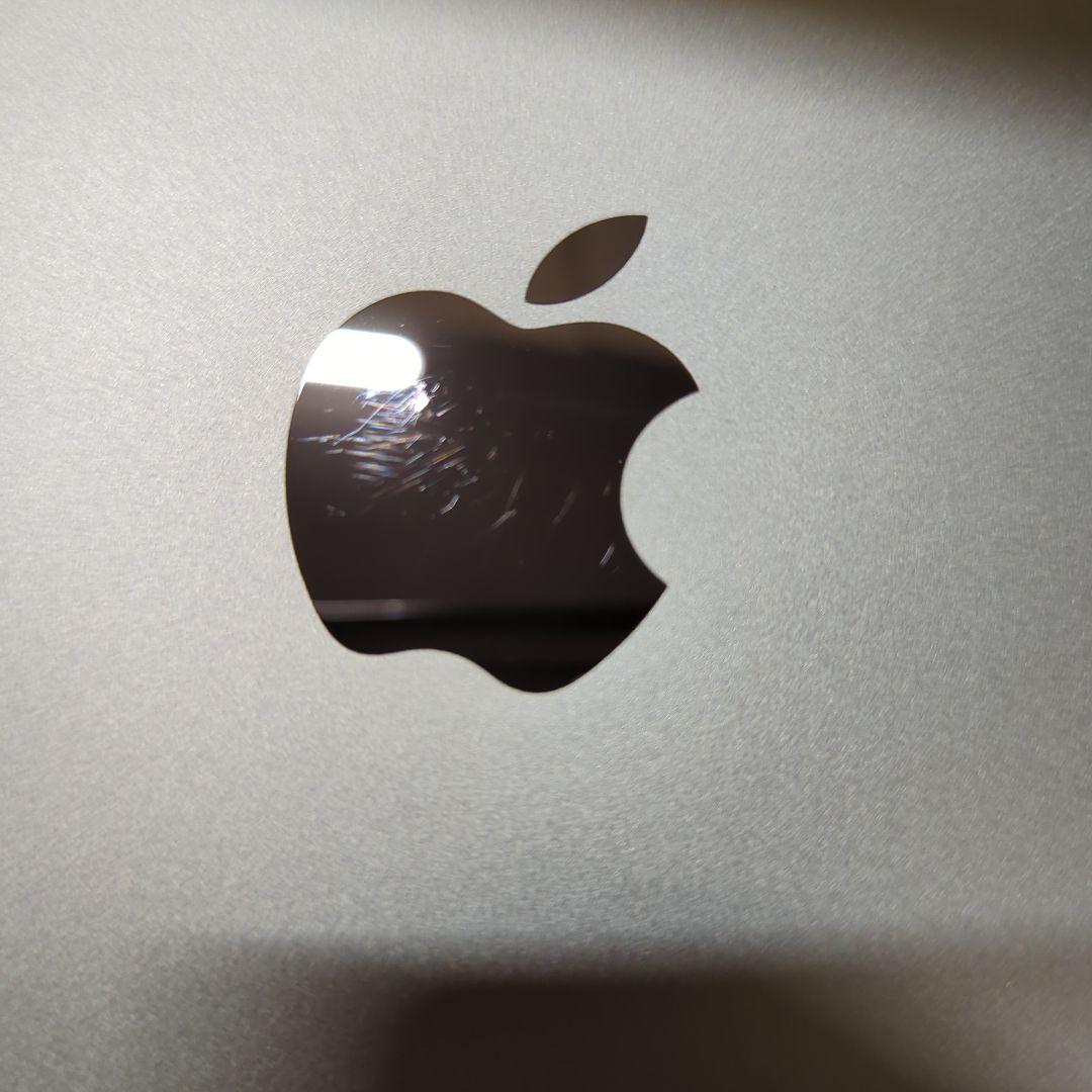 iPad 第8世代 128GB ゴールド Wi-Fiモデル