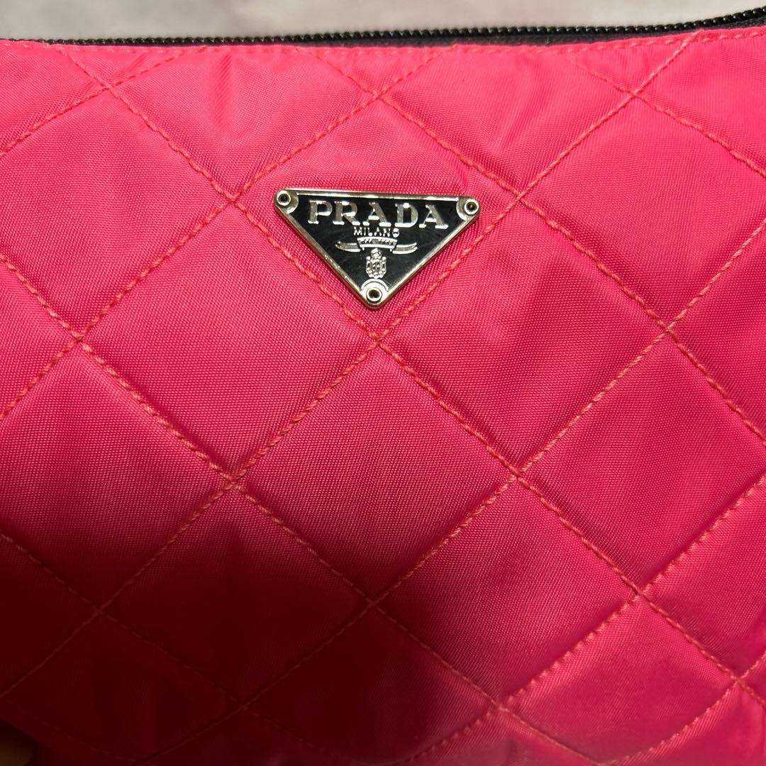 新品　PRADA キルティング　ポーチ　ピンク