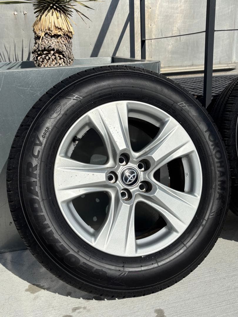 美品　トヨタRav4 純正ホイールタイヤ4本セット