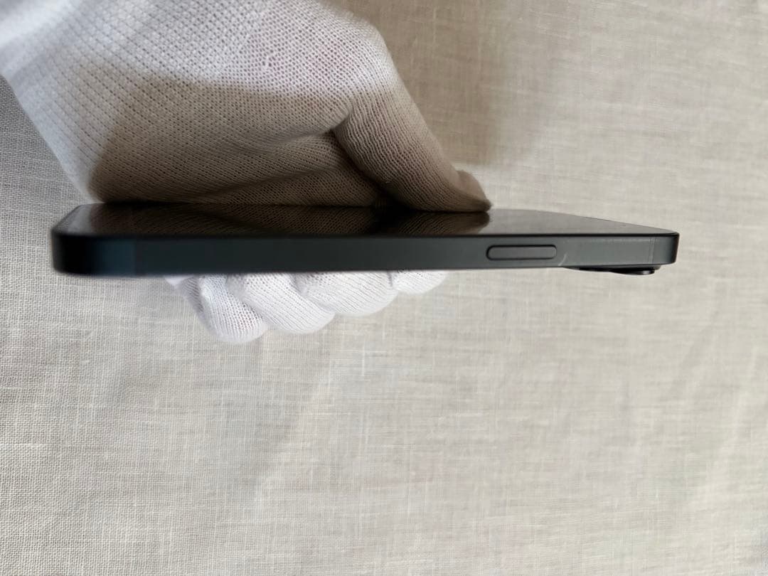 【美品】iPhone14 256GB ミッドナイト