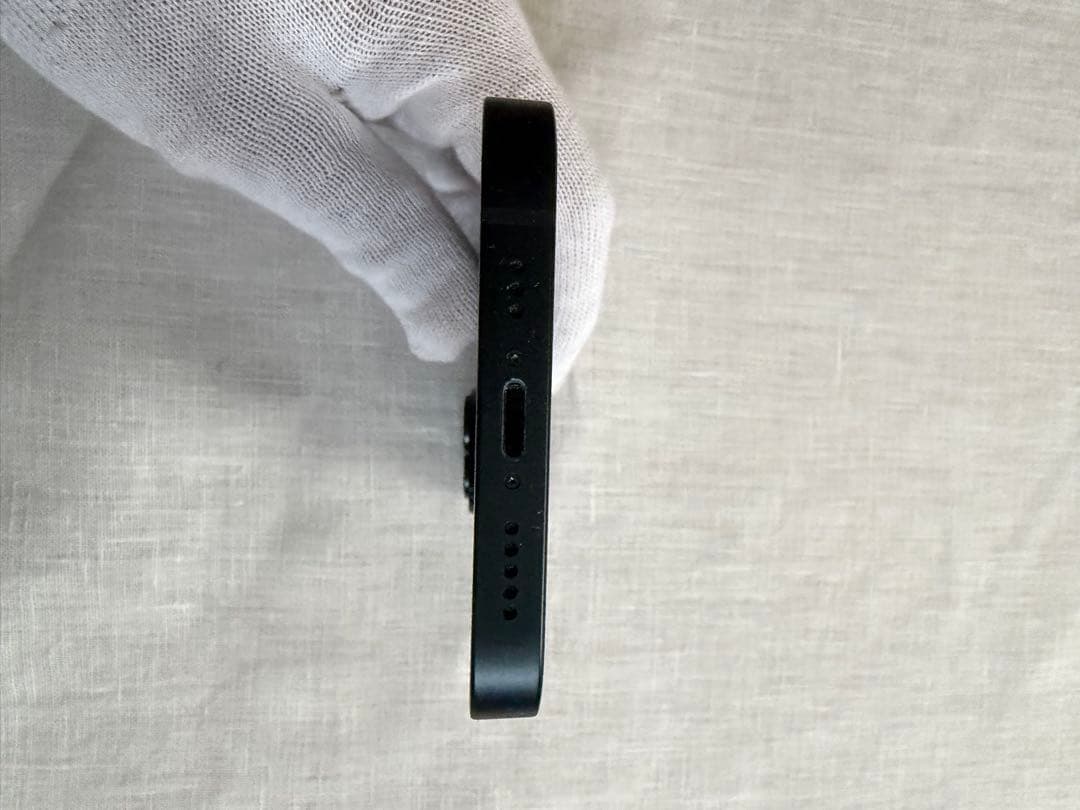 【美品】iPhone14 256GB ミッドナイト