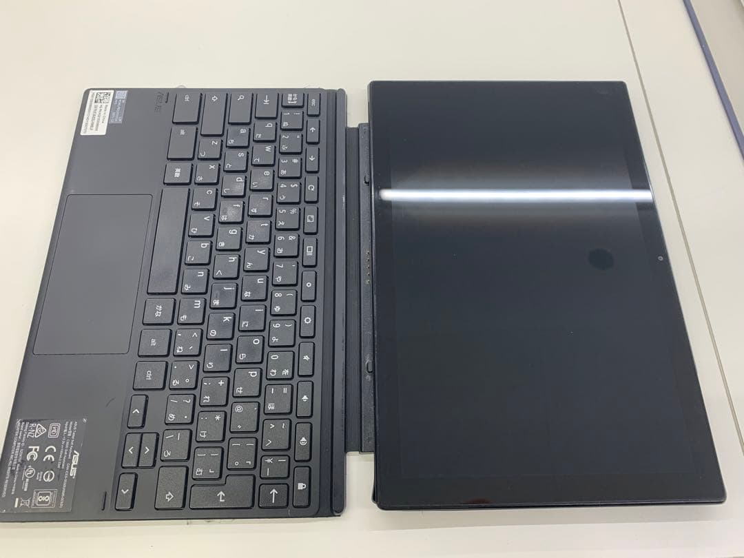 【ます】ASUS Chromebook detachable CM3