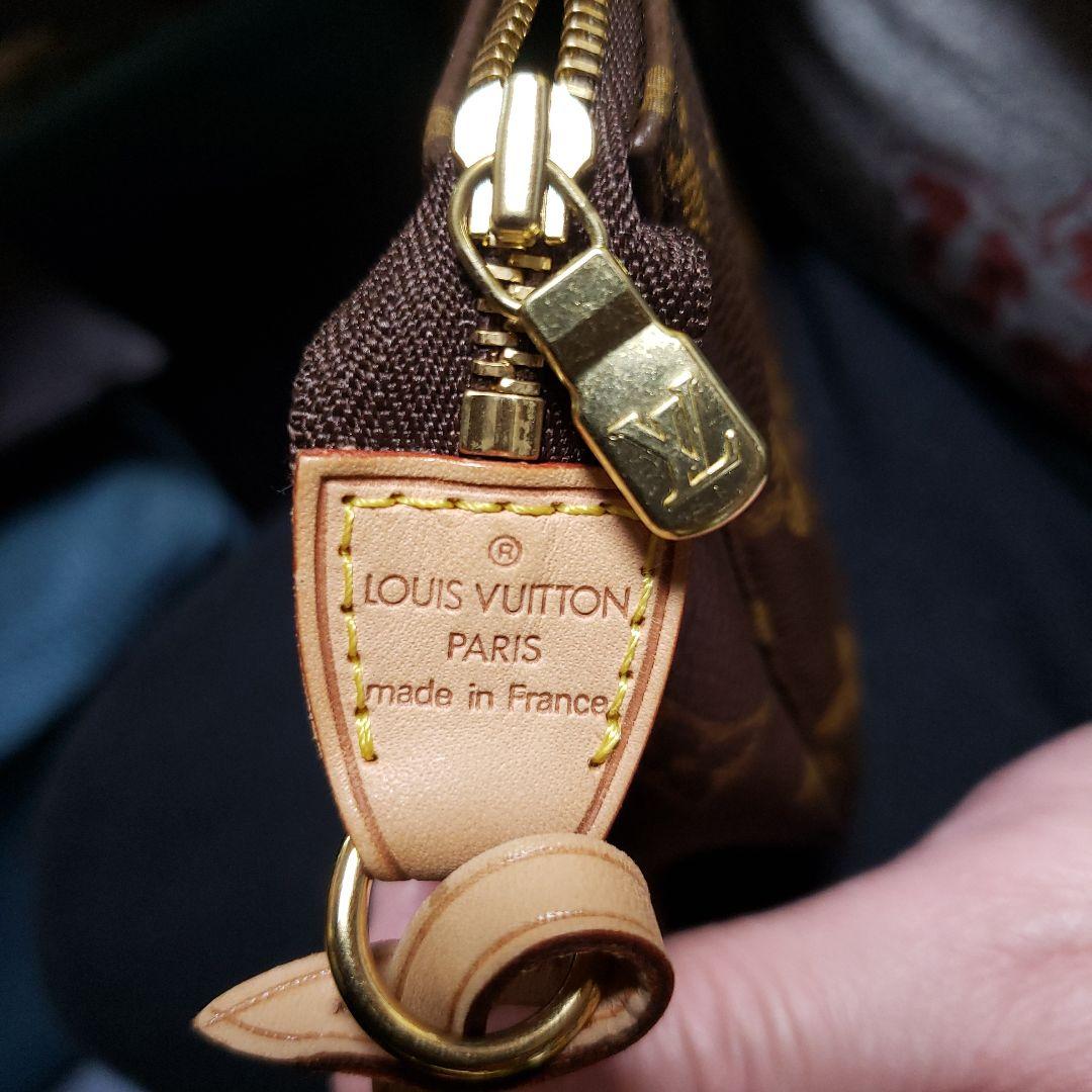 LOUIS VUITTON モノグラムアクセサリー ポーチ