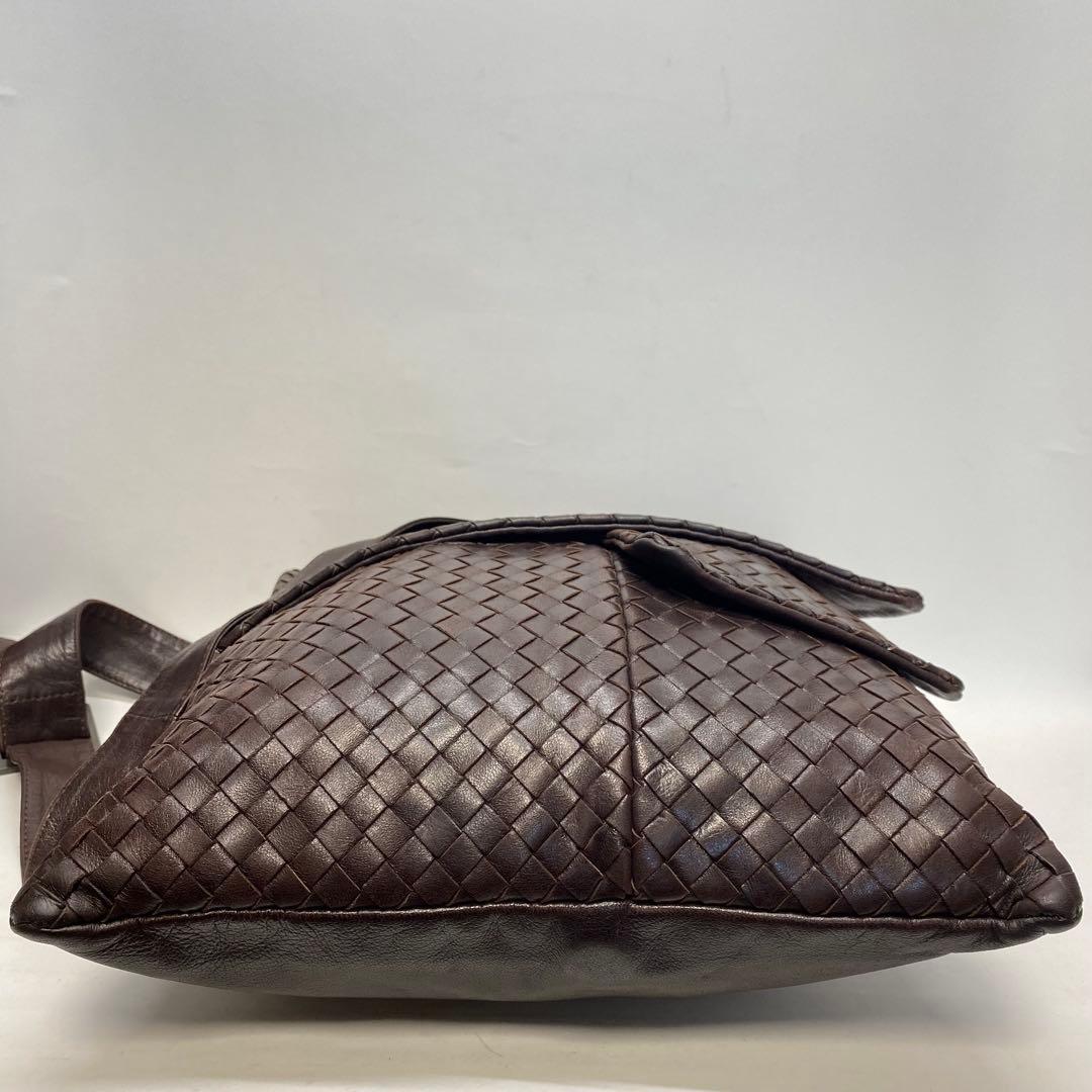 ボッテガヴェネタ ショルダーバッグ ブラウン イントレチャート