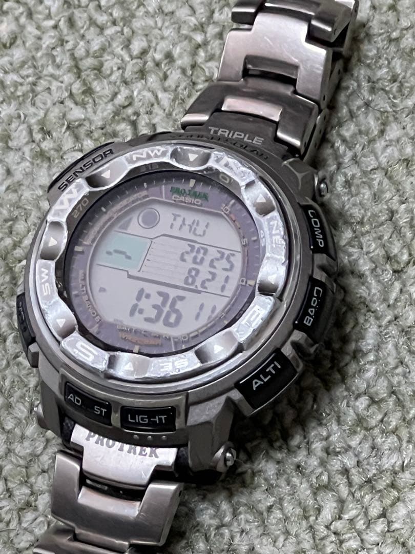 PROTREK PRW-2500t チタン