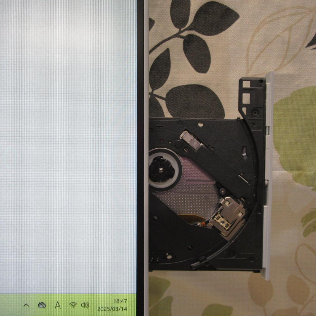 美品！Win11公式対応9世代i5/SSD+HDD/メ16/カメラ/DVD/無線