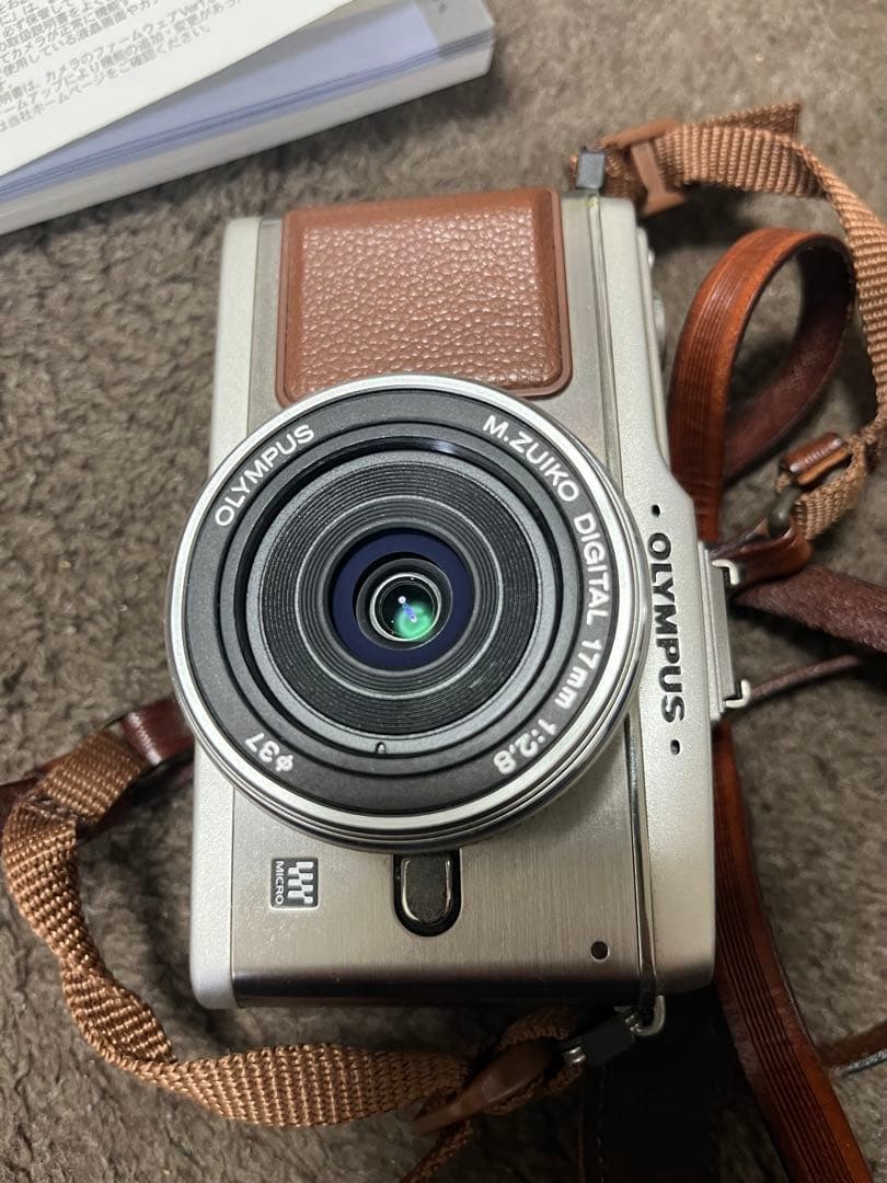 オリンパス ペン E-P2 レンズキット＋パンケーキレンズ