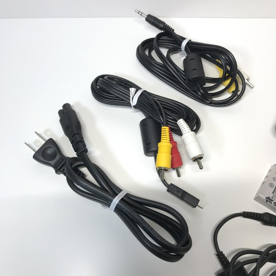 【良品】FUJIFILM FinePix REAL 3D W1 3Dカメラ