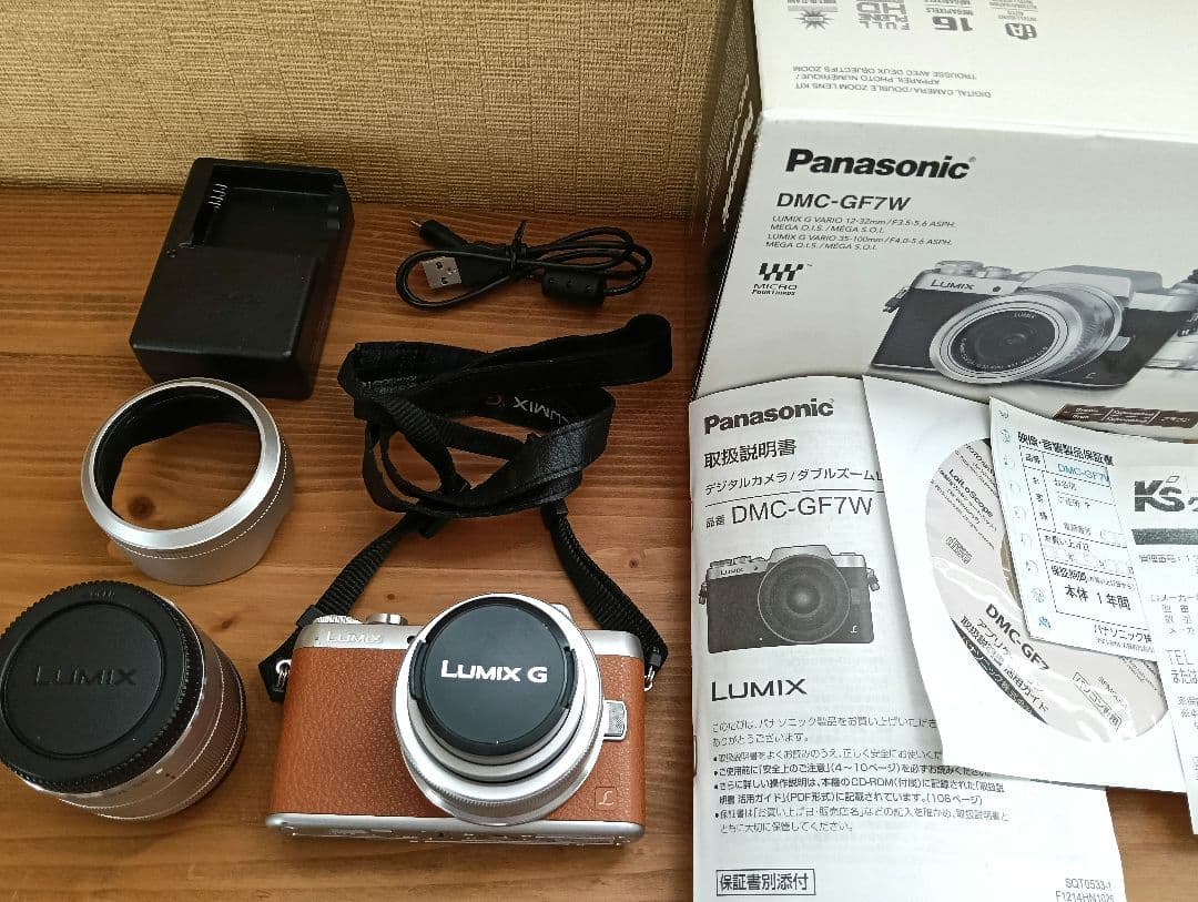 Panasonic LUMIX DMC-GF7W デジタル一眼レフ
