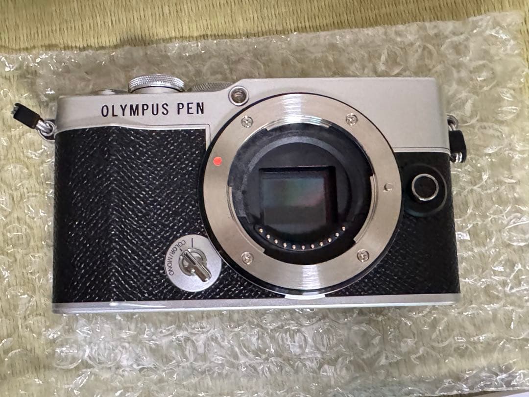 OLYMPUS PEN E-P7 14-42mm EZ レンズキット シルバー