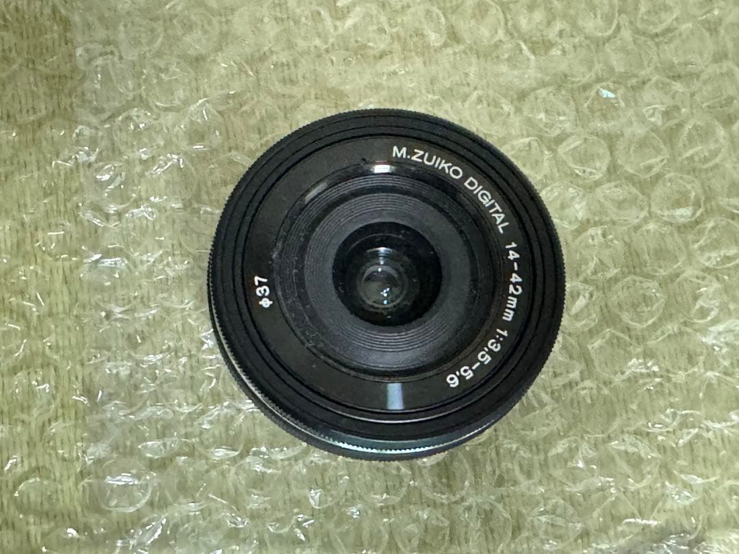 OLYMPUS PEN E-P7 14-42mm EZ レンズキット シルバー