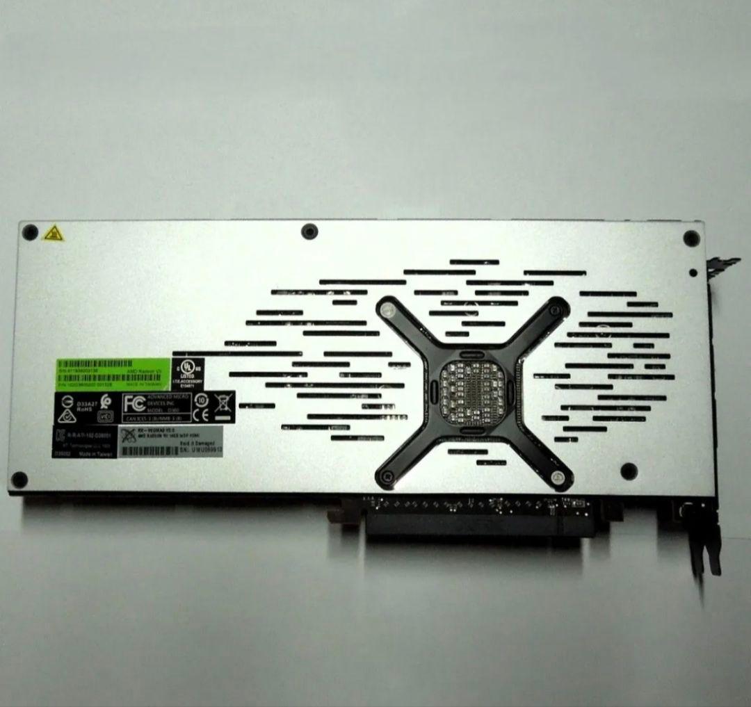 XFX Radeon VII グラフィックボード