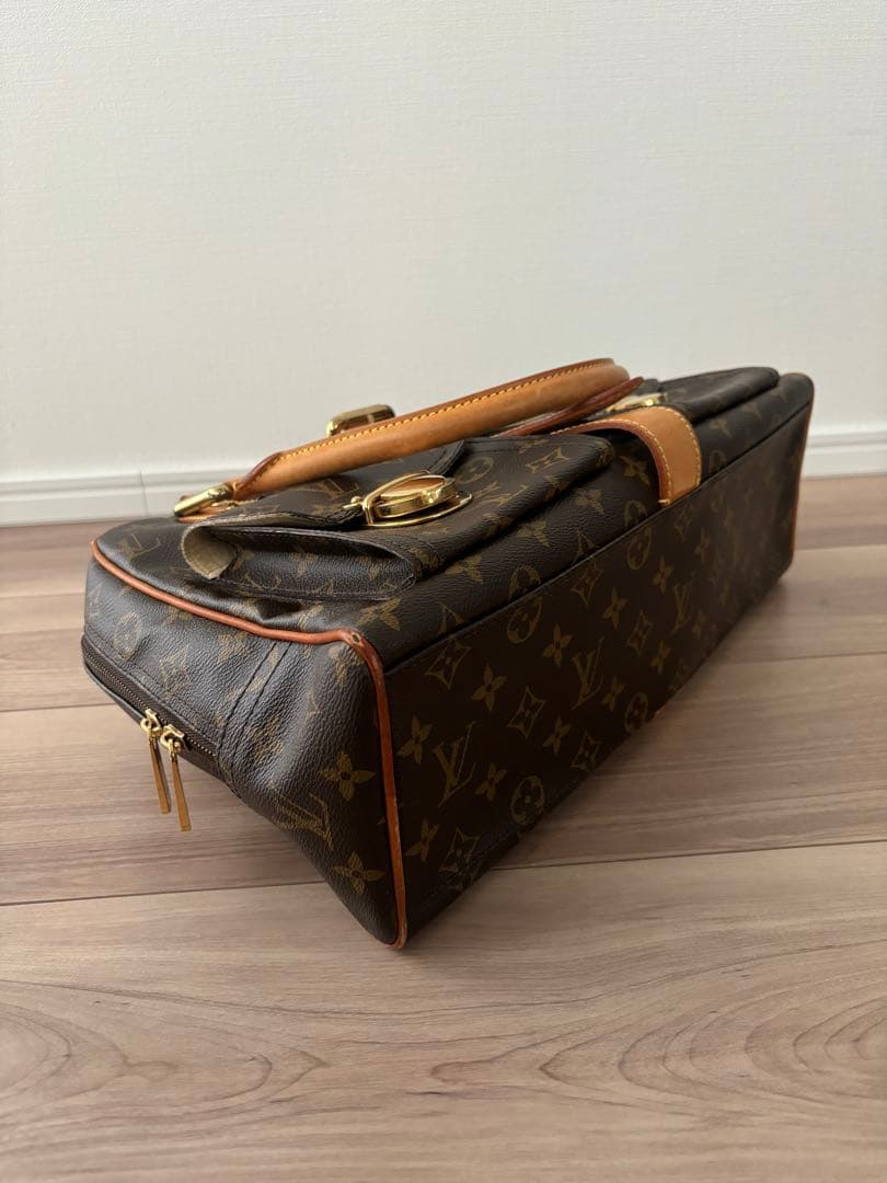 ルイ・ヴィトン マンハッタン GM モノグラム ボストンバッグ