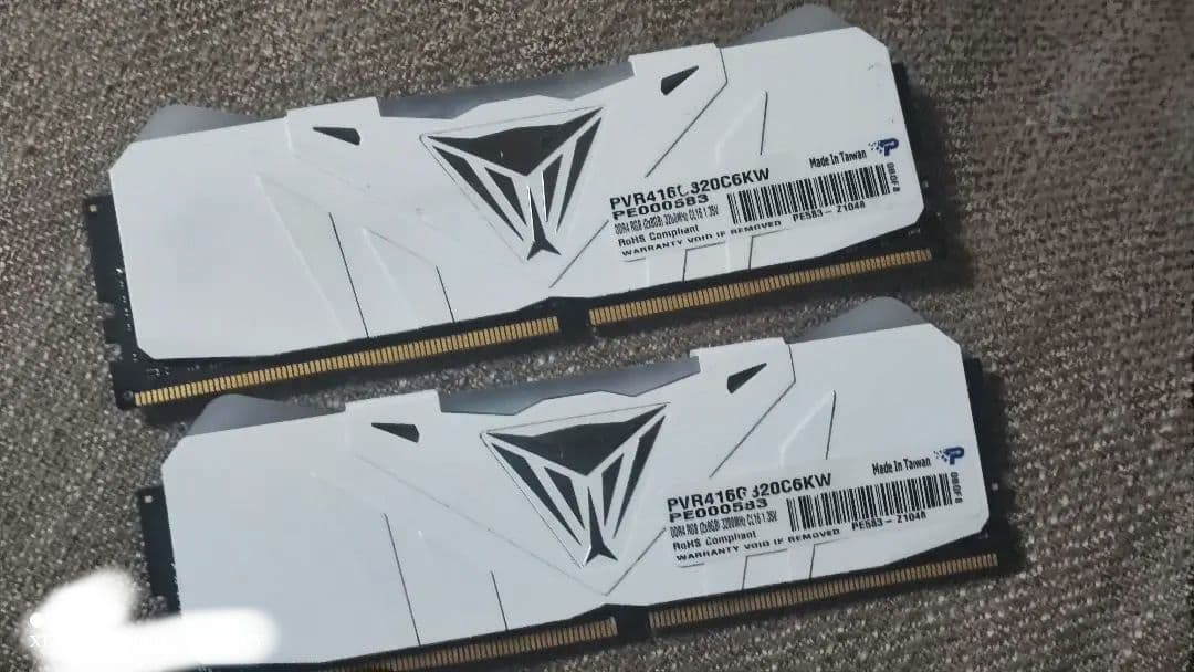 【永久保証】Patriot viper 16GB DDR4 メモリー