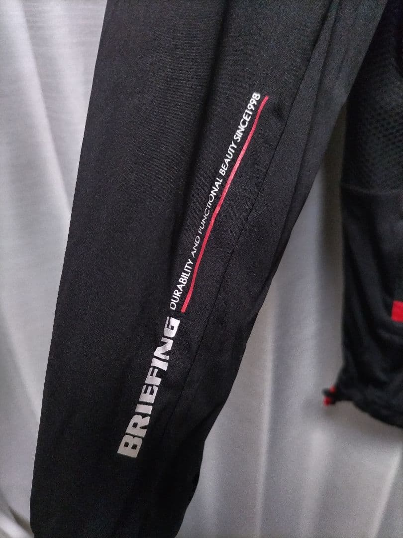 ブリーフィングゴルフ　ナイロン　ストレッチ　ジャケット　フーディ　黒