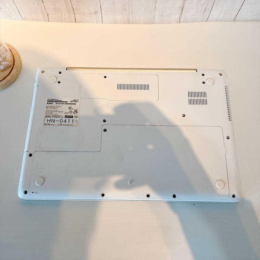 ✨月末セール✨富士通ノートPC 第7世代 SSD240GB HN411