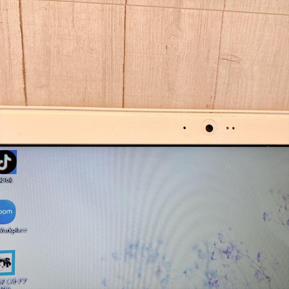 ✨月末セール✨富士通ノートPC 第7世代 SSD240GB HN411