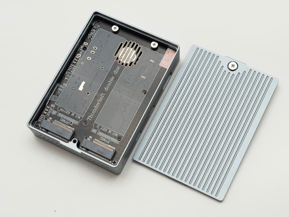 ITGZ Thunderbolt4 M.2SSD X2 RAID対応ドック