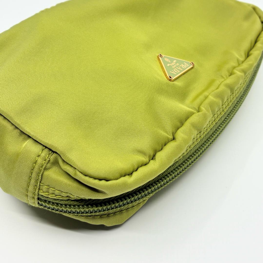 PRADA プラダ ポーチ ライムグリーン A1352A5