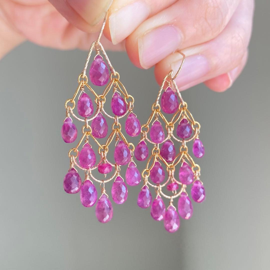 ルビーのシャンデリアピアス