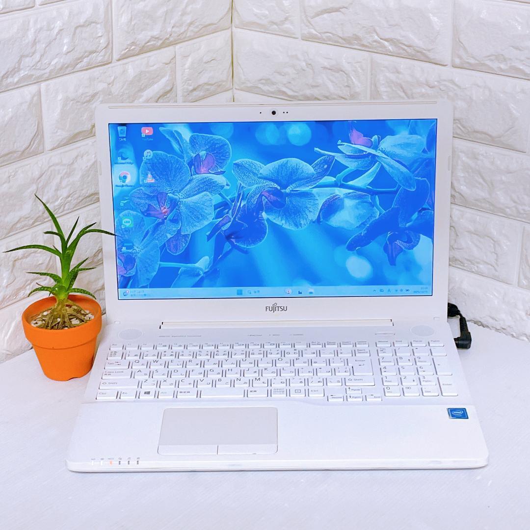 Windows11 ノートパソコン 富士通ノートPC本体 YouTubeに！