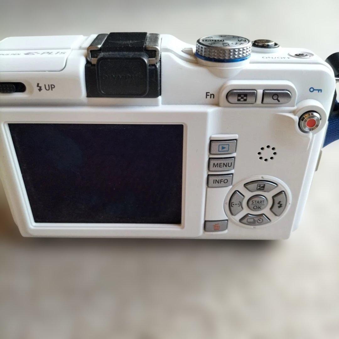 ミラーレス一眼 OLYMPUS PEN E-PL1ｓ