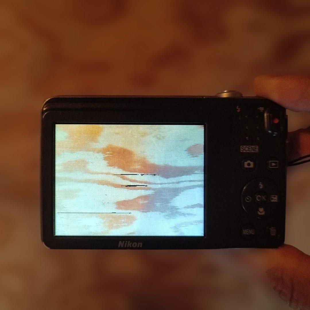 Nikon COOLPIX A300 デジタルカメラ 8倍ズーム