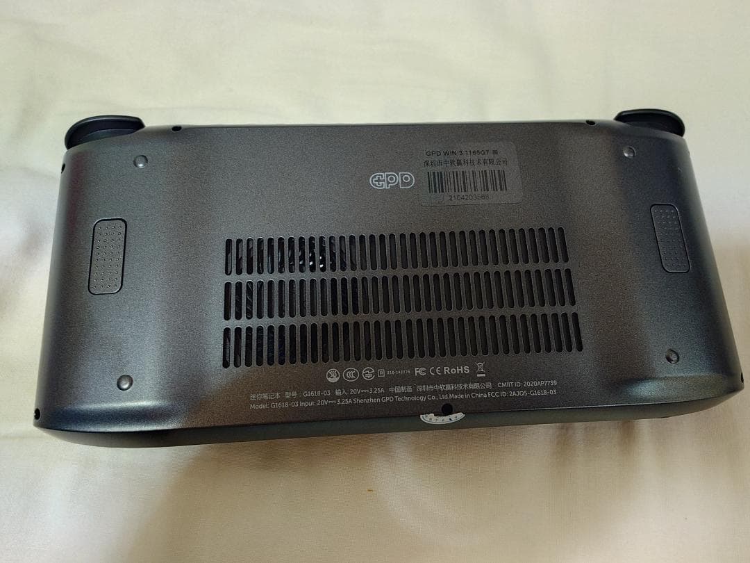 Tetsu様商談中：GPD Win 3 1165G7、16GB、2TB換装済み