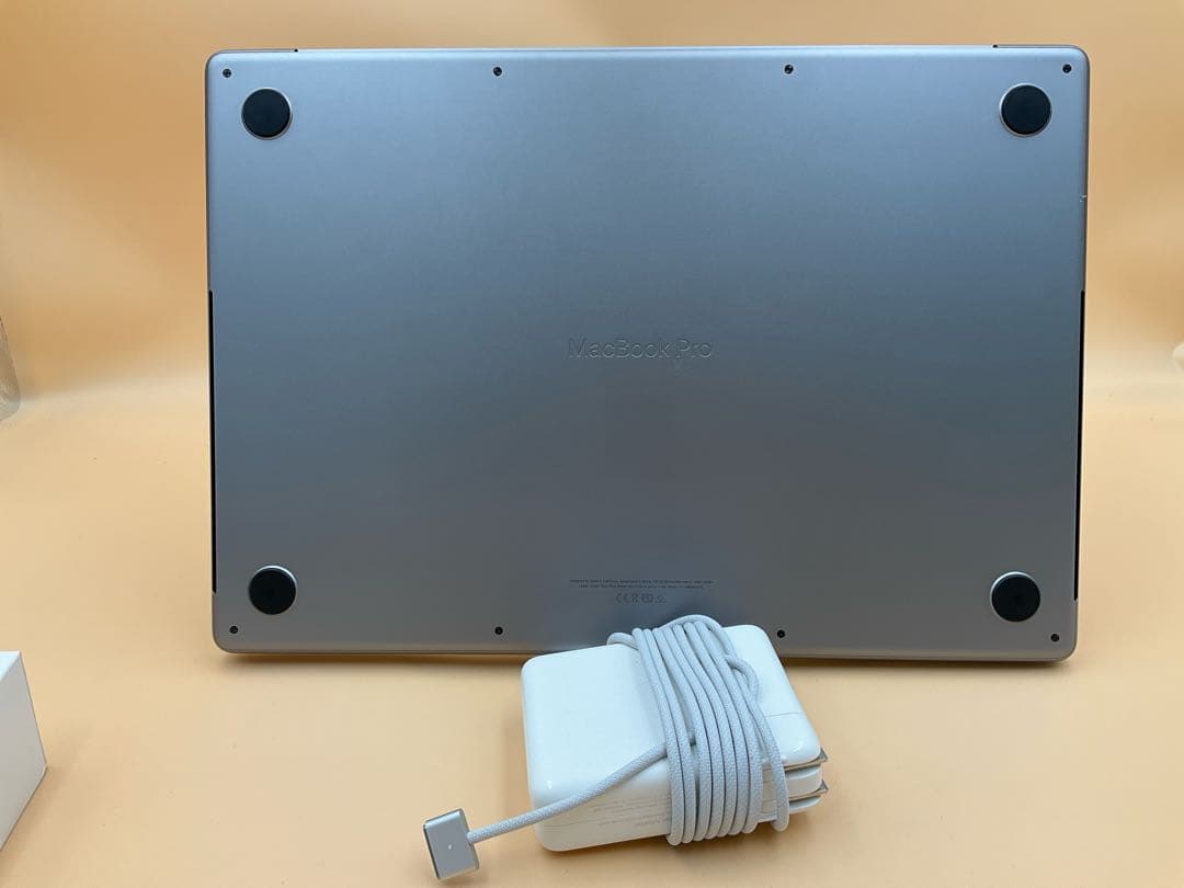 【美品】 Macbook Pro 2021 16 M1Pro 32GB/1TB