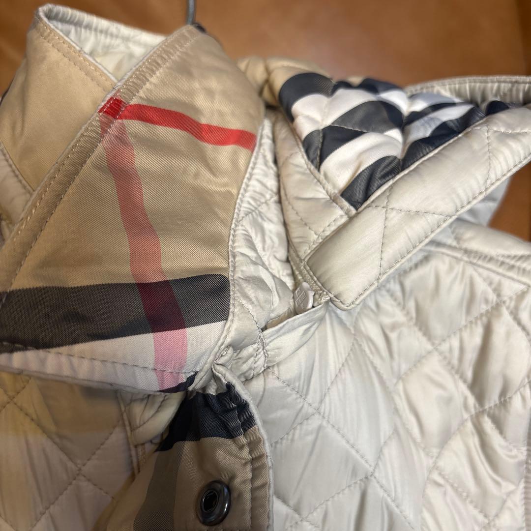 バーバリー　ダウンコート　ベージュ