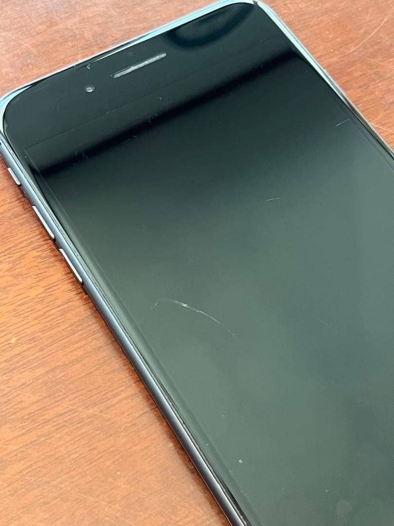 し*ね様 iPhone 8プラス　ブラック 本体のみ　64gb SIMフリー