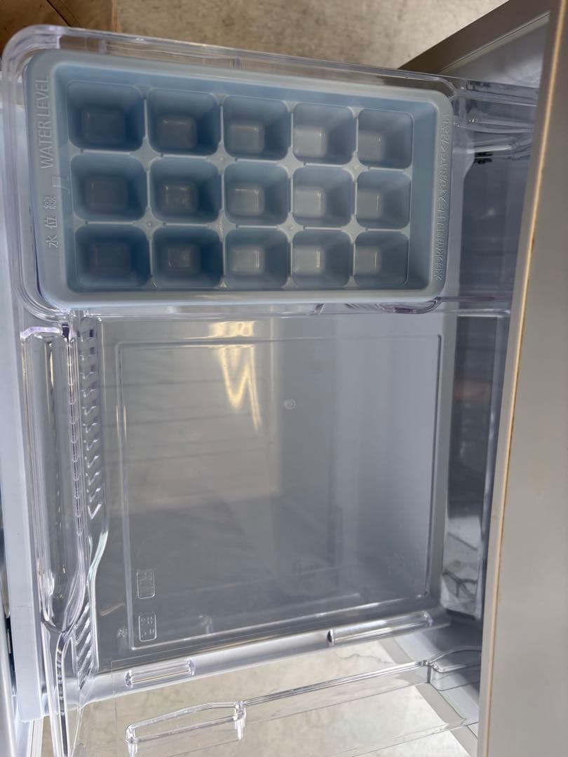 【美品】三菱 ノンフロン冷凍冷蔵庫 MR-P15H-W 2023年製