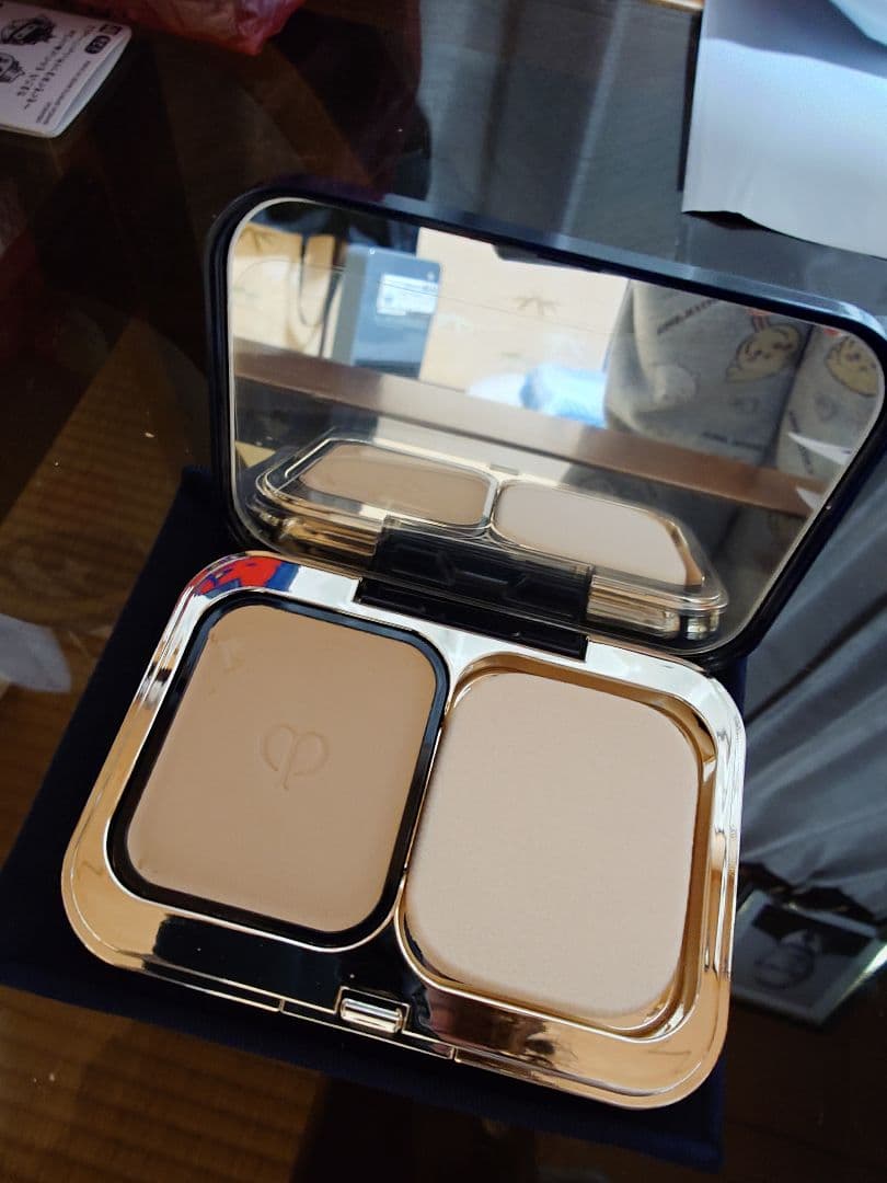 クレドポーボーテ タンプードルエクラII SPF25 PA++ オークル10