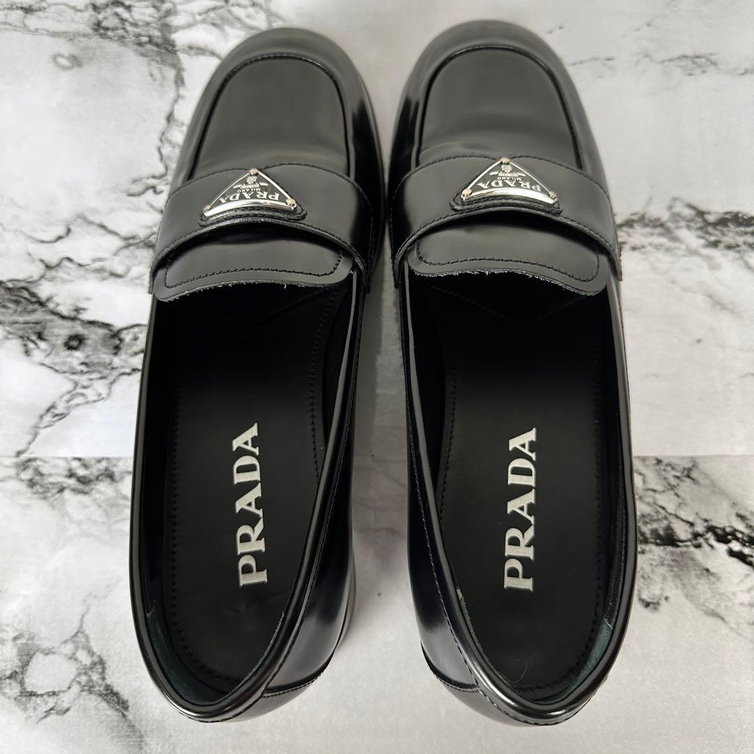 ほぼ未使用✨プラダ ブラッシュドレザー 三角ロゴ ローファー 付属品完備