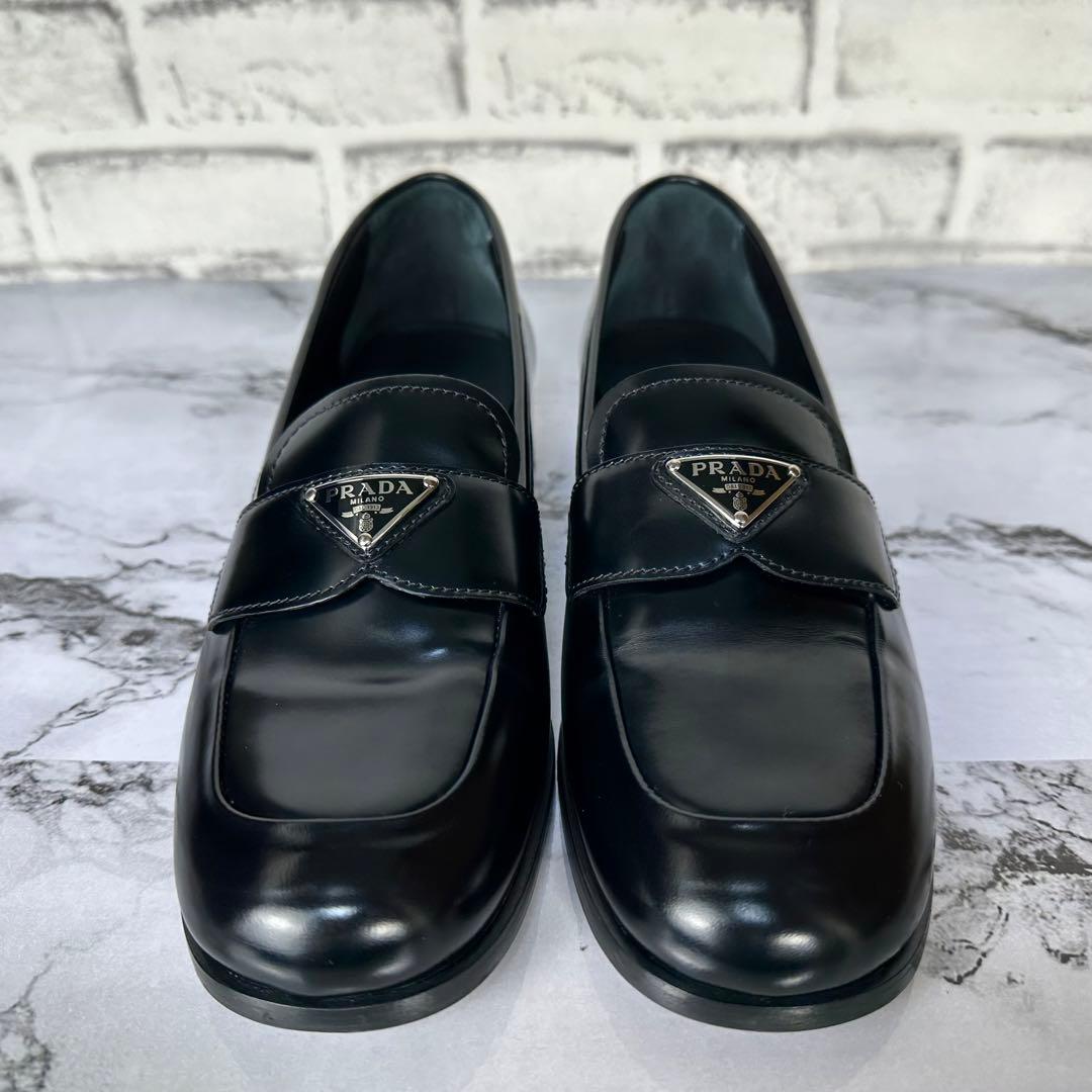 ほぼ未使用✨プラダ ブラッシュドレザー 三角ロゴ ローファー 付属品完備
