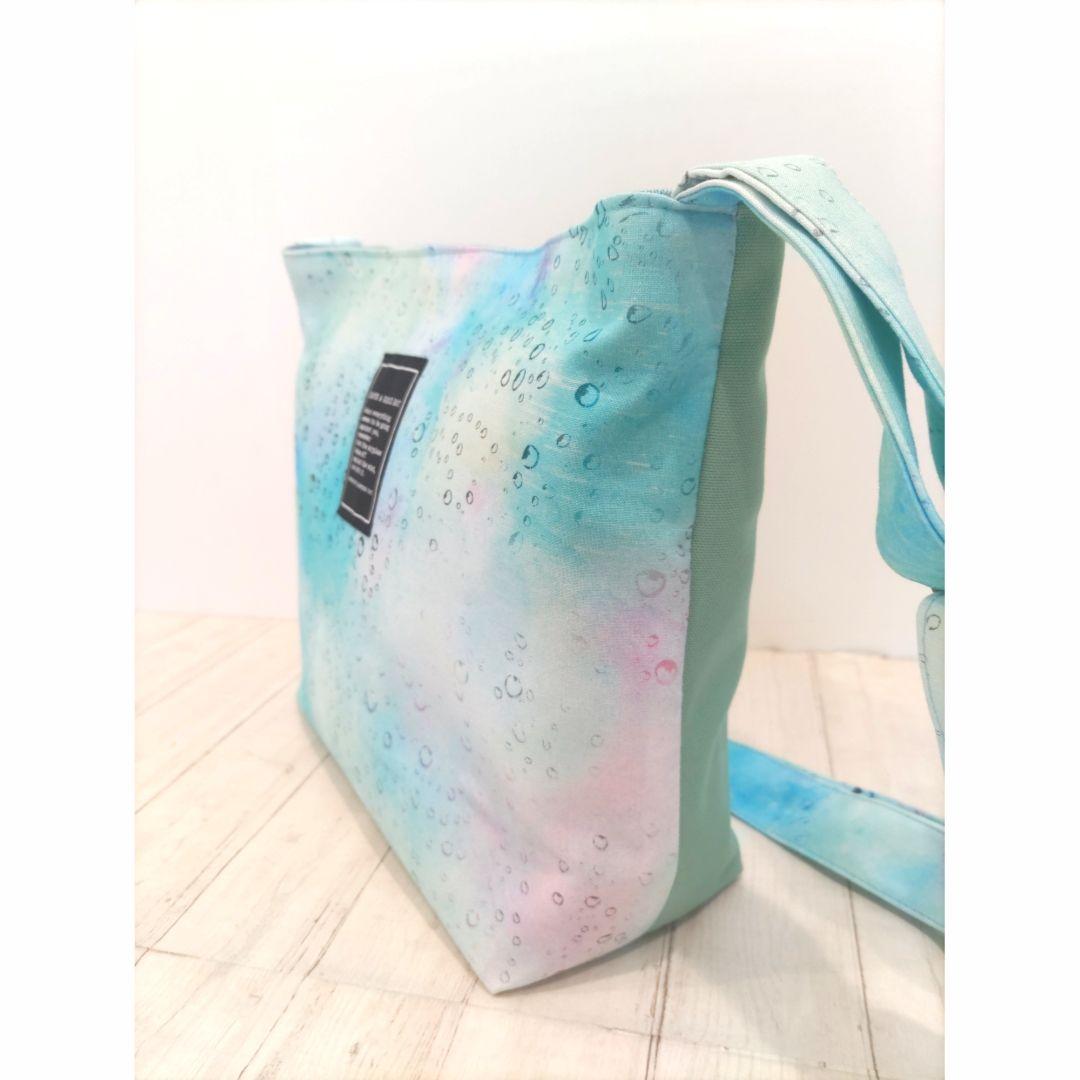 おたま様　仕切りポケット付ショルダーバッグ　ファスナートート　ミニ財布